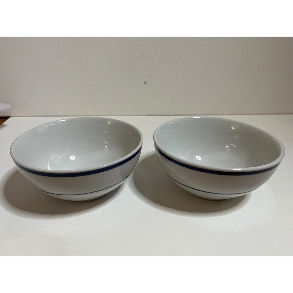 Oneida Maitre de Porcelain White Blue Band Cereal Soup Bowls Set of 2